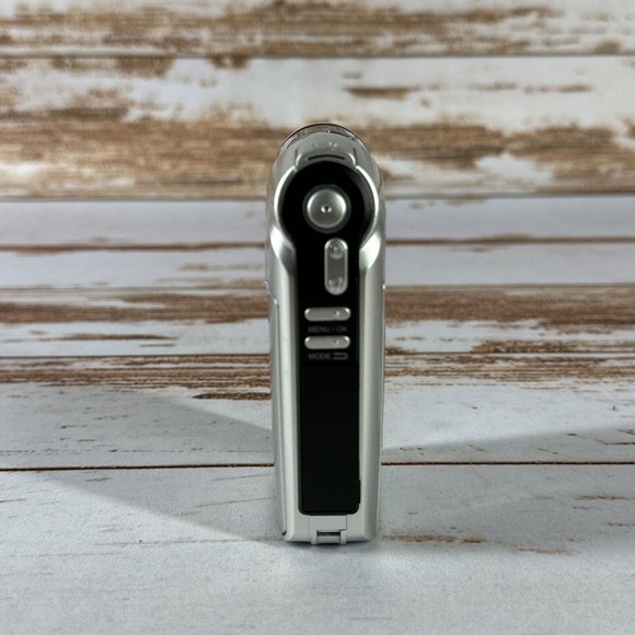 Aiptek 720P HD DV Camcorder 1GB Internal Memory 4x Digital Zoom Tested - Picture 2 of 5